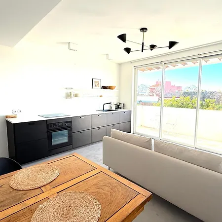Apartment 1br With Panoramic View In Historic Centre *