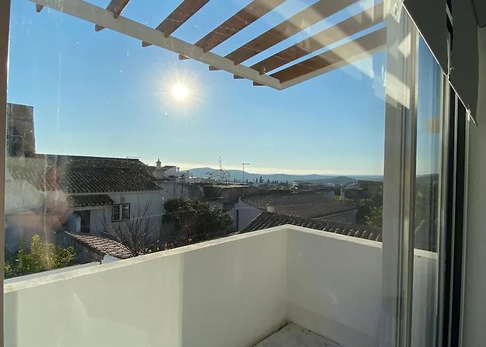 1br With Panoramic View In Historic Centre *