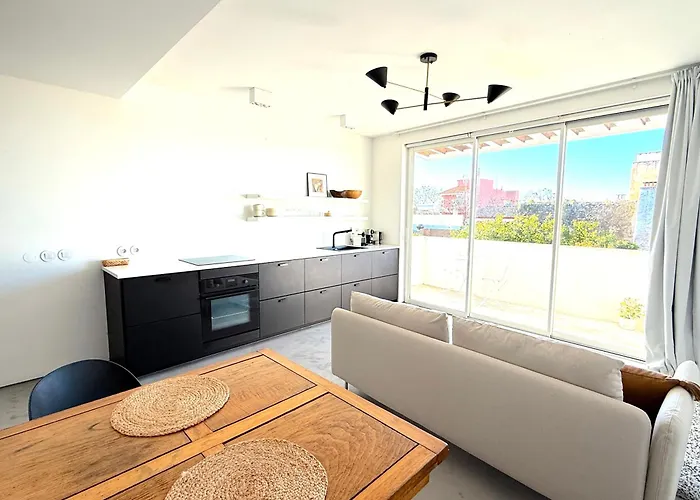 Appartamento 1br With Panoramic View In Historic Centre *
