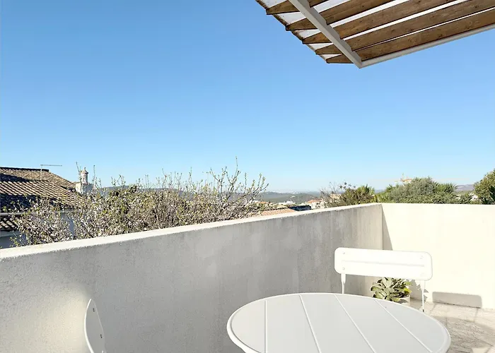 Appartamento 1br With Panoramic View In Historic Centre *